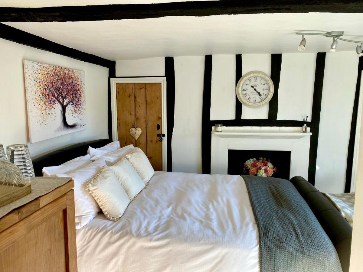 Chestnut Tree Cottage, 7 High Street Ardingly Exterior foto